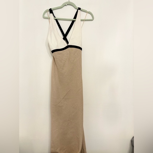Tan and Black Sheath Cocktail Dress with Halter Neckline - Picture 1 of 3